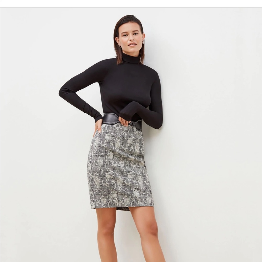 NWT Mmlafleur Noho skirt in crackle, size 8